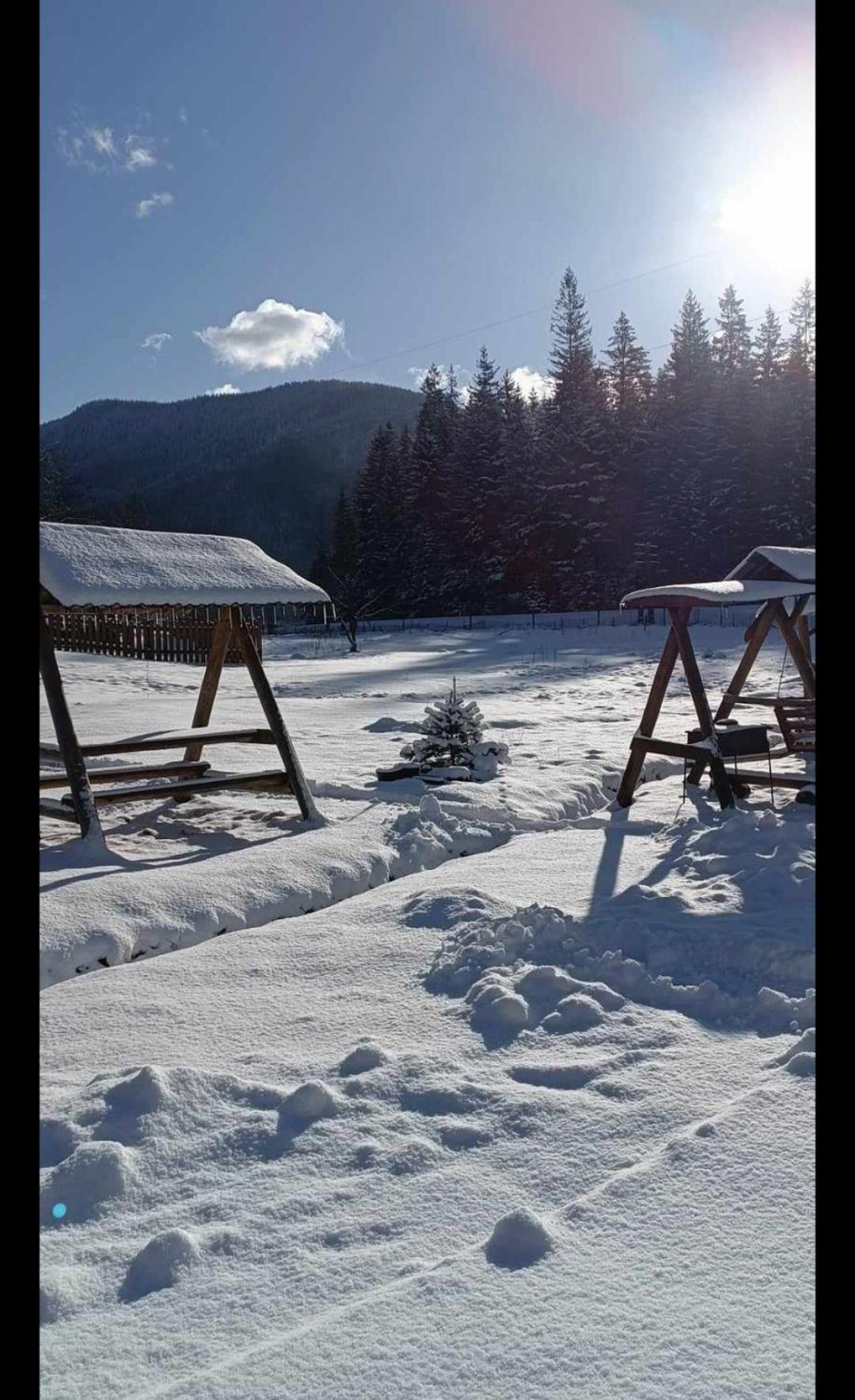 Na Hutori Hotel Tatariv Kültér fotó