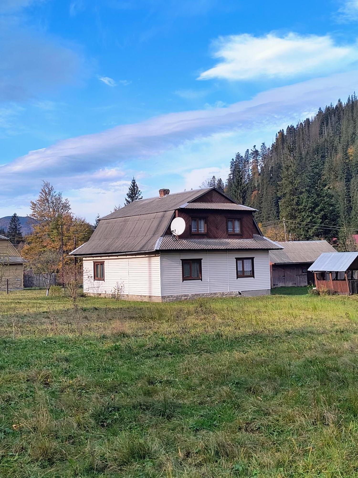 Na Hutori Hotel Tatariv Kültér fotó