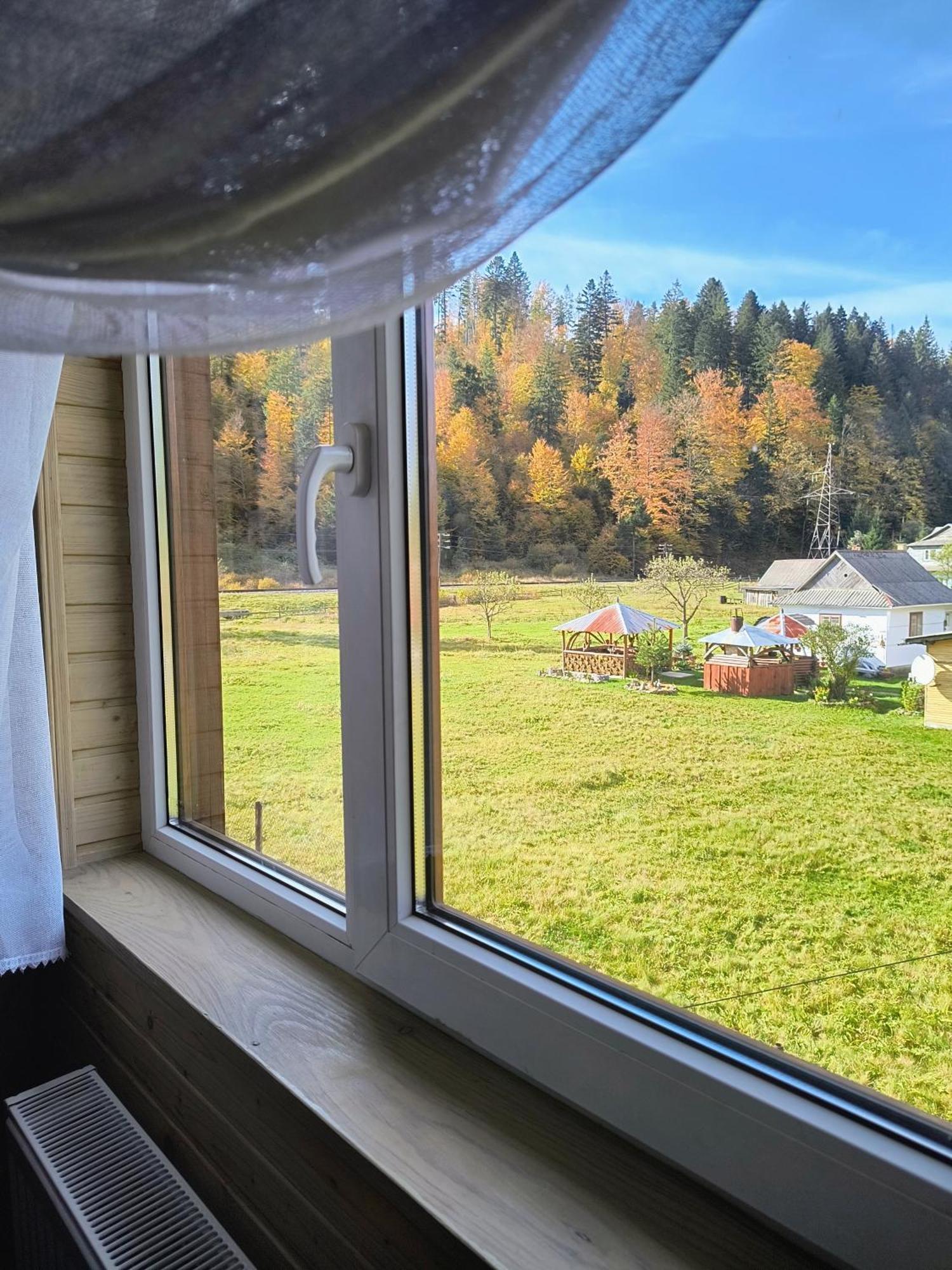 Na Hutori Hotel Tatariv Kültér fotó